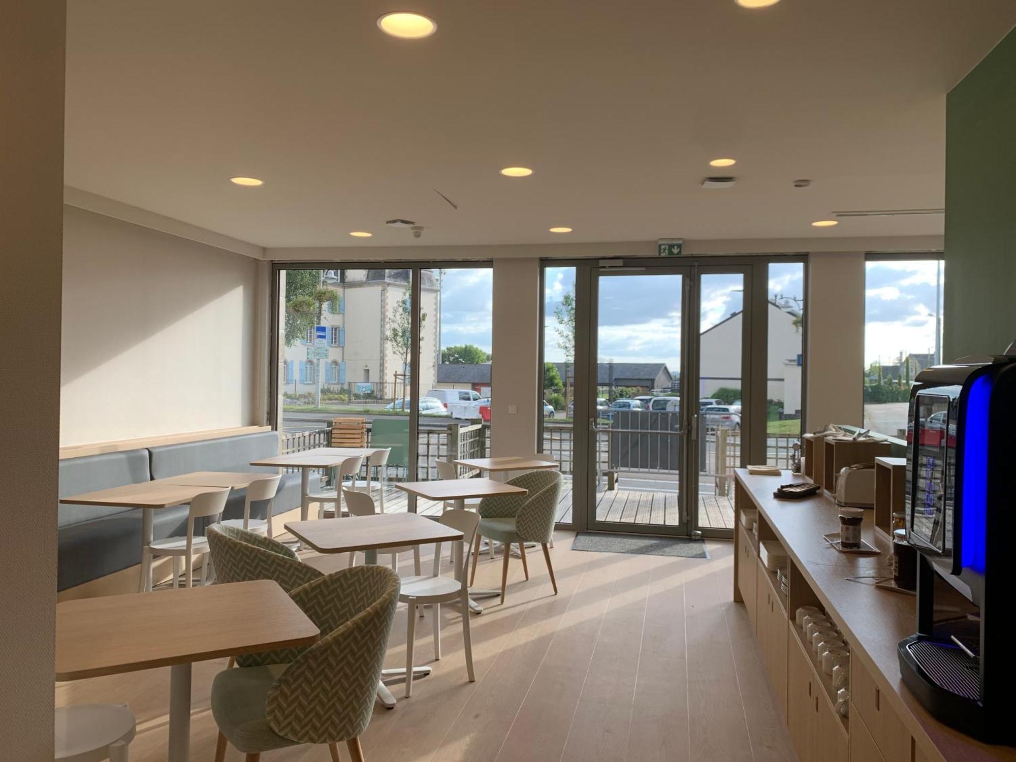 Karaez Hotel - Brithotel Carhaix Ngoại thất bức ảnh