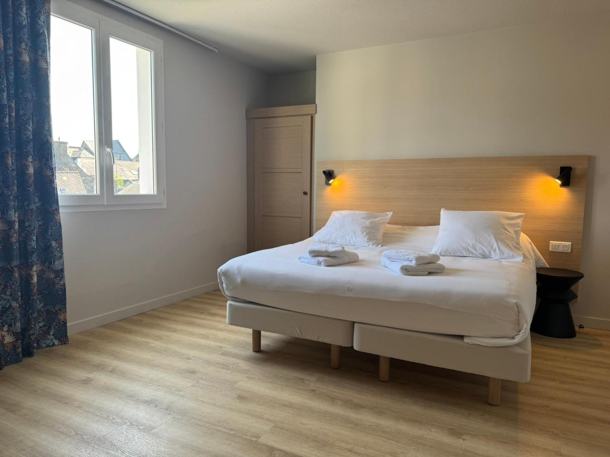 Karaez Hotel - Brithotel Carhaix Ngoại thất bức ảnh